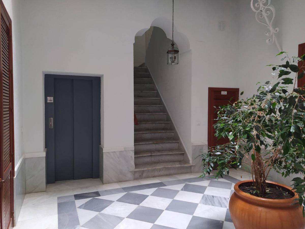 Apartamentos Mina4 Tipo II Torre Mirador Кадис Экстерьер фото